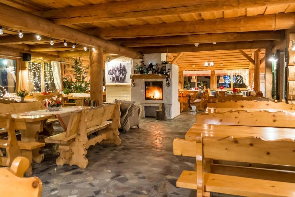 Pensjonat Laworta Ski Ustrzyki Dolne Luaran gambar
